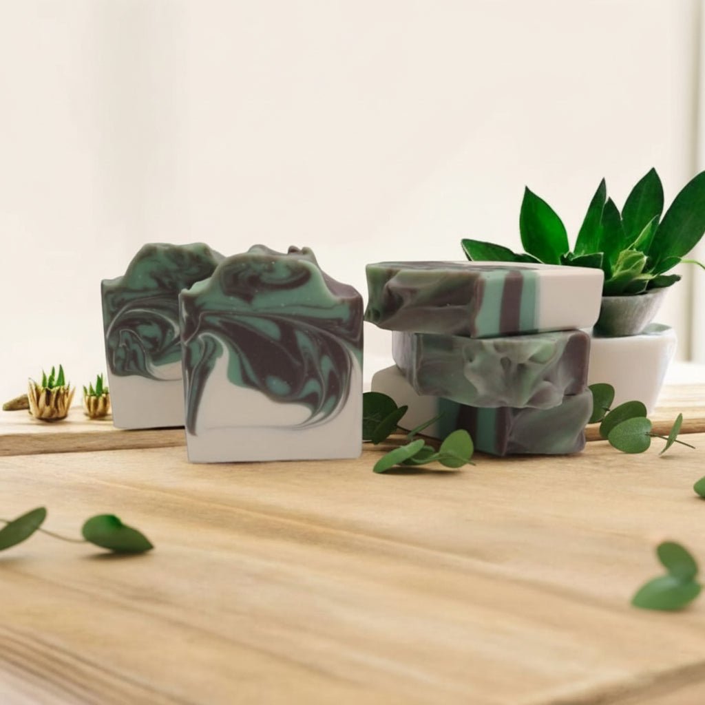 Leather & Sandalwood artisan body soap (vegan) - Source of Beauty.